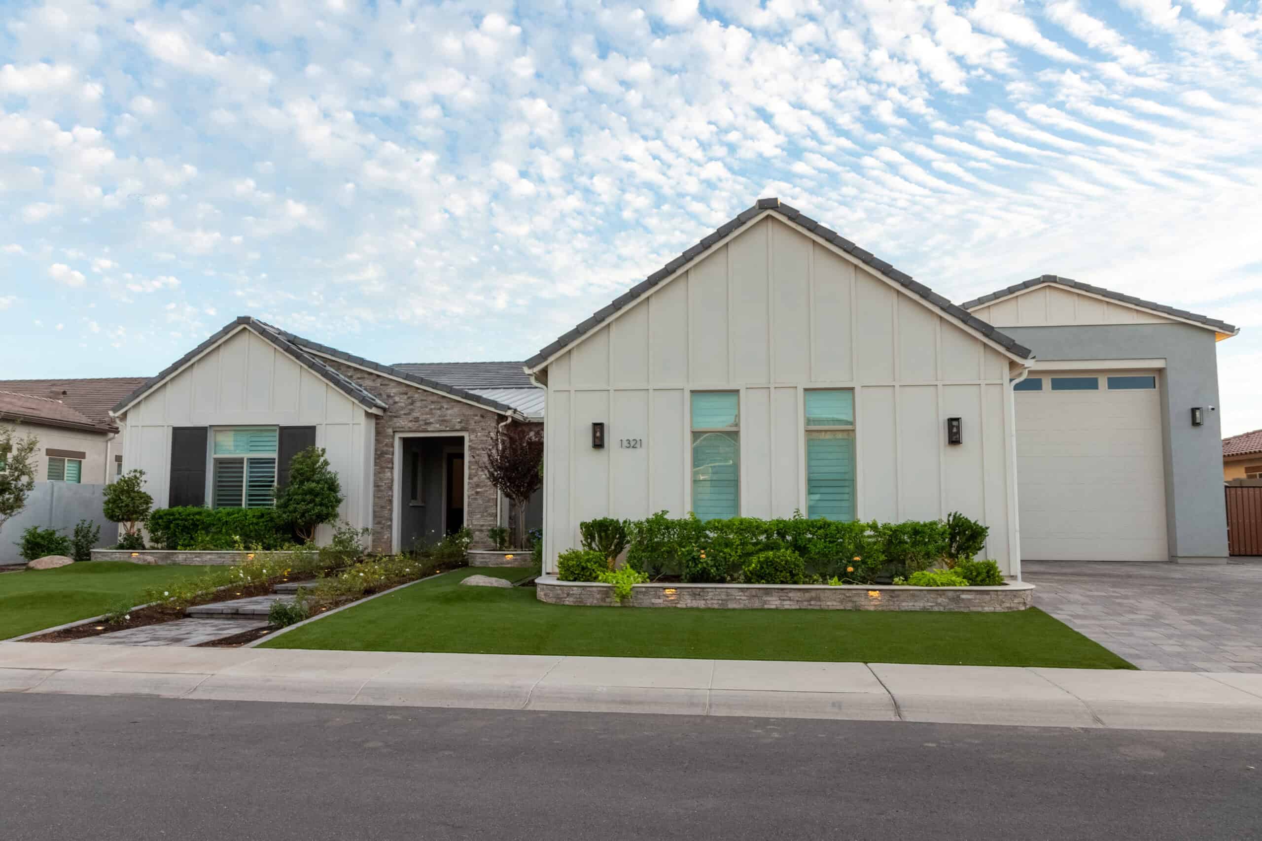 Queen Creek Landscaping Trends 2025 - Artificial Turf and Outdoor Lighting