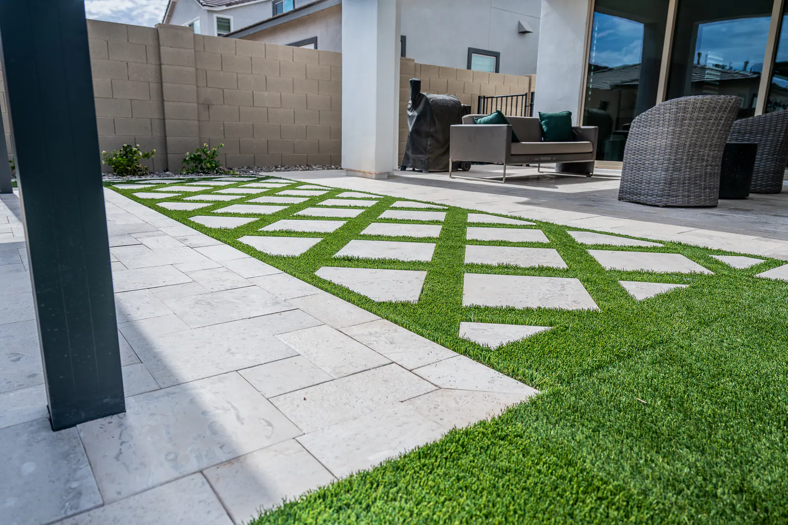 Geometric turf and paver installation in the Gilbert area